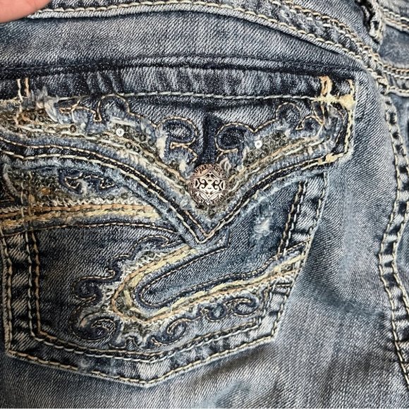 Silver McKenzie Flap Distressed Sequin & Embroidered Straight Leg Jeans - Picture 9 of 10